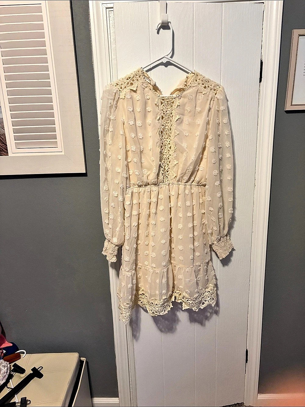 Cream Floral Lace Mini Dress Like New